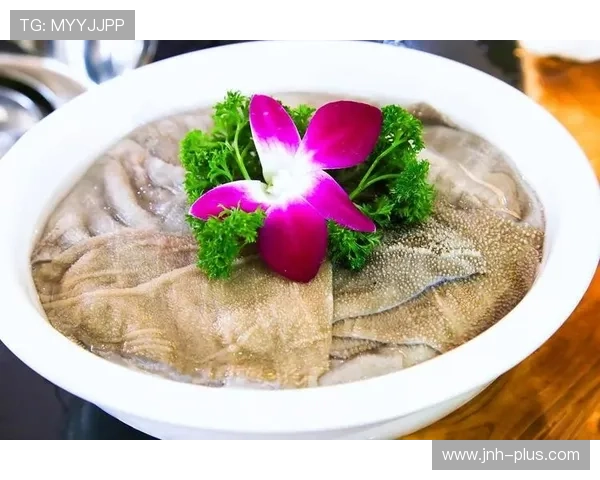 探索澳门富贵三宝中的奢华体验，满足你对高端旅游和尊贵享受的所有期待